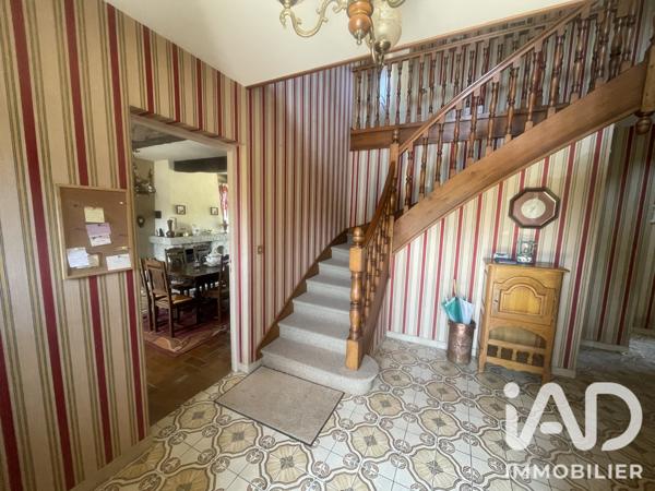 Maison à vendre 8 pièces 176 m² Le Mené
