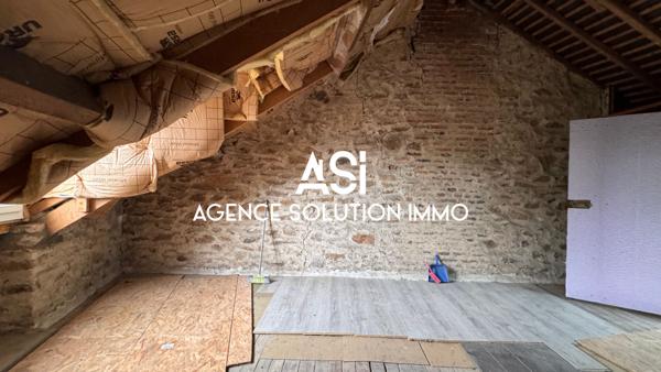 Maison de bourg ancien relais - 106 m2 5P 2CH - très lumineux - Cour- cave - fort potentiel agrandissement