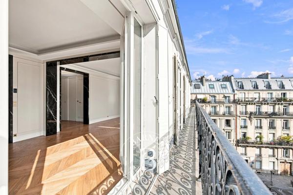 Paris 8ème, Appartement 3 Chambres -  107 m² à vendre