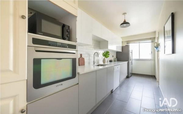 Appartement à vendre 3 pièces 76 m² Courbevoie