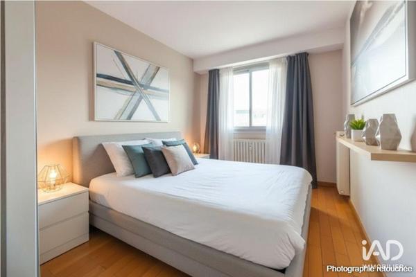 Appartement à vendre 3 pièces 76 m² Courbevoie