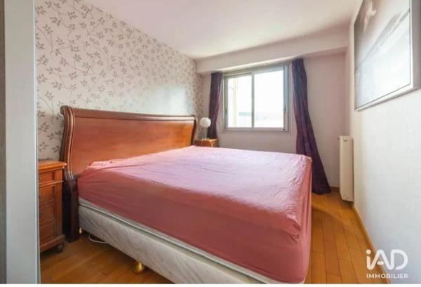 Appartement à vendre 3 pièces 76 m² Courbevoie