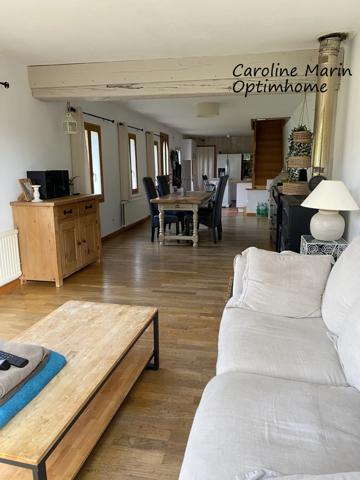 Proche de Routot, dans un village paisible cette normande ayant beacoup de charme vous attend