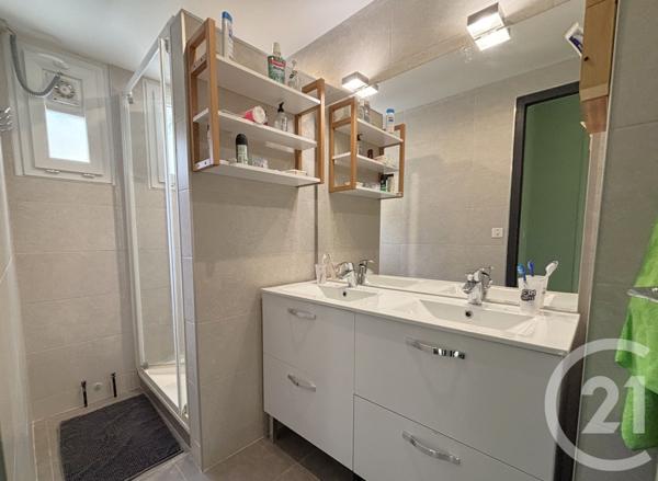 Appartement T3 à vendre  3 pièces - 66,83 m2 LE BOURGET DU LAC - 73