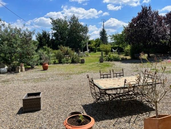 PLAISANCE (32) proche ;Belle MAISON DE CAMPAGNE XIX de 120m2 environ SANS TRAVAUX, lumineuse, sur un terrain arboré et potager de 2200m2 clos