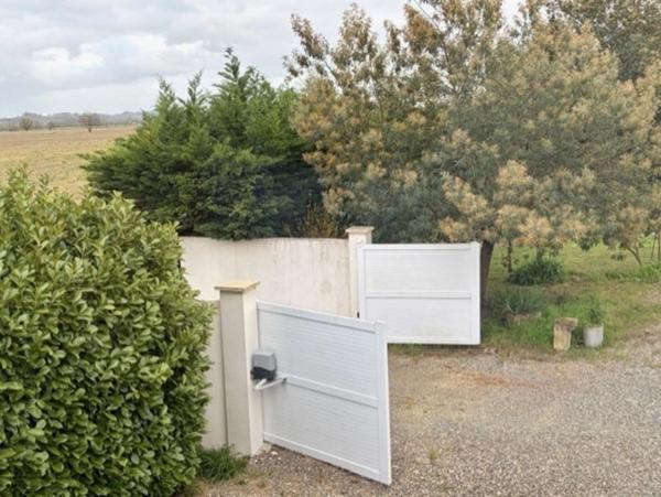 PLAISANCE (32) proche ;Belle MAISON DE CAMPAGNE XIX de 120m2 environ SANS TRAVAUX, lumineuse, sur un terrain arboré et potager de 2200m2 clos