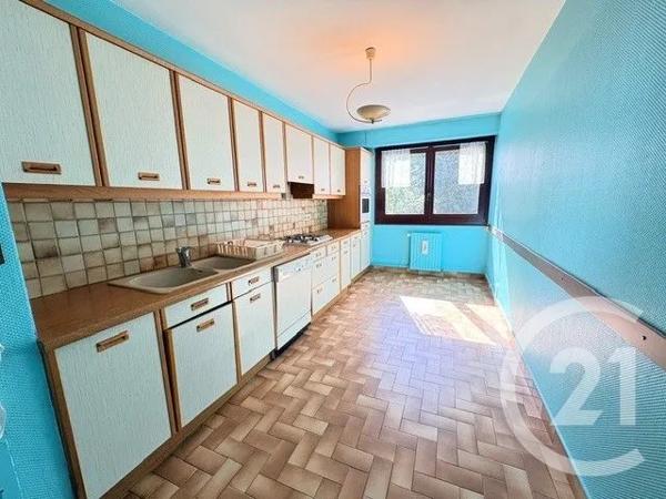 Appartement T4 à vendre  4 pièces - 76,59 m 2   BOURG EN BRESSE  - 01