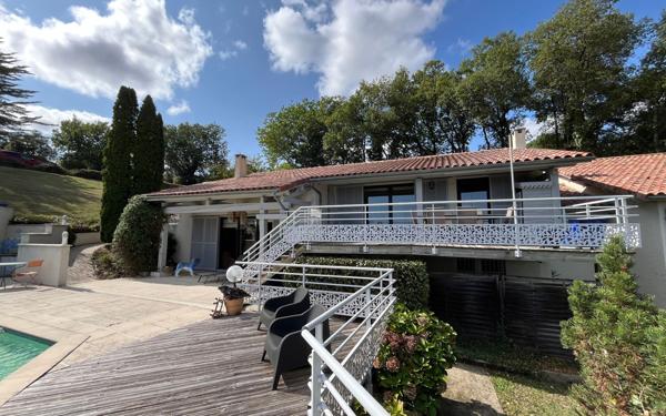 Maison à vendre    5 pièces • 198 m2 Auch