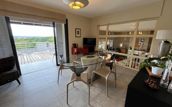 Maison à vendre    5 pièces • 198 m2 Auch