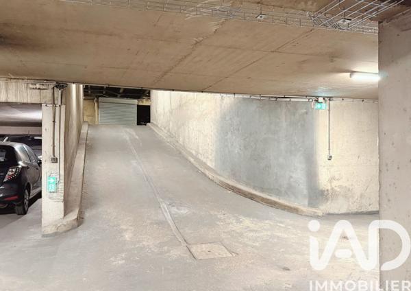 Parking à vendre 16 m² Paris 11