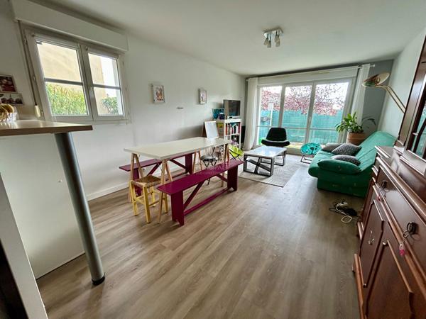 Appartement 3 pièce(s) 63 m2 €254 000 ** - Référence 8926