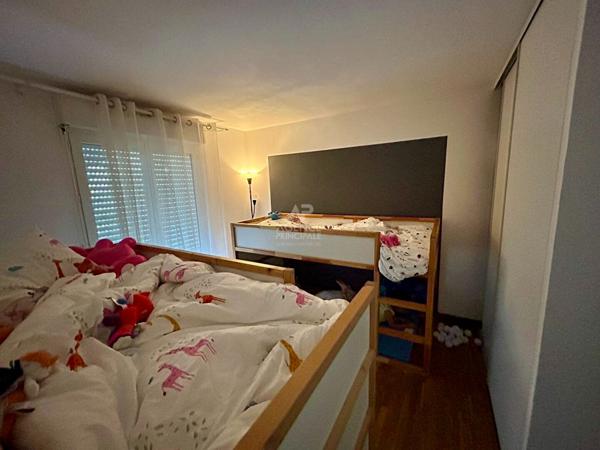 Appartement 3 pièce(s) 63 m2 €254 000 ** - Référence 8926