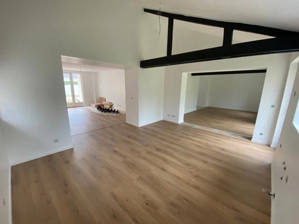 Magnifique maison rénovée à CLAIROIX 8 pièces.