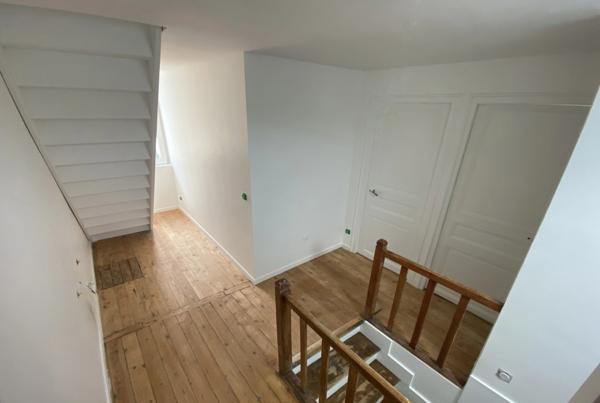 Magnifique maison rénovée à CLAIROIX 8 pièces.