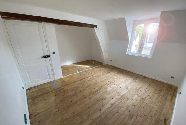 Magnifique maison rénovée à CLAIROIX 8 pièces.