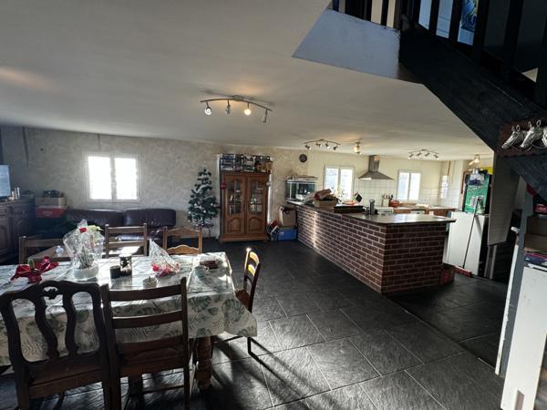 Maison 8 pièces - 163 m²