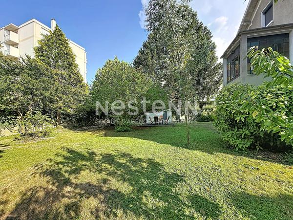 Grande Maison Familiale Individuelle avec 4 chambres Annexes sur grand Terrain - 69500 BRON