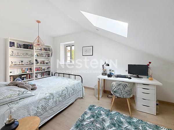Grande Maison Familiale Individuelle avec 4 chambres Annexes sur grand Terrain - 69500 BRON