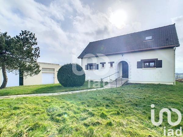 Maison traditionnelle 9 pièces de 272 m² à Montmirail (51210)