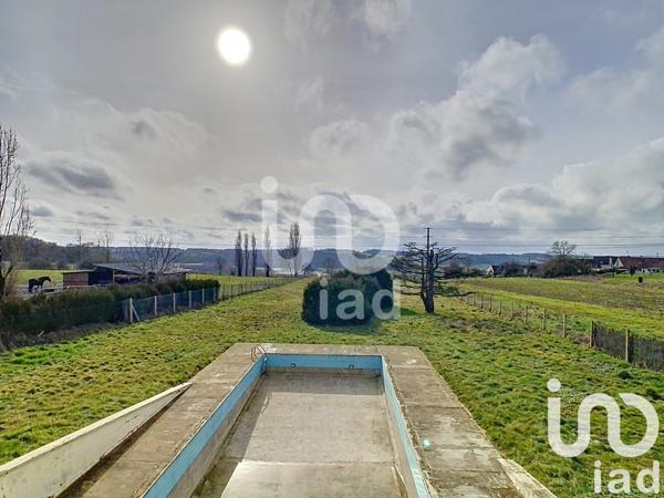 Maison traditionnelle 9 pièces de 272 m² à Montmirail (51210)