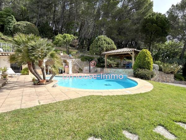 Maison à vendre 6 pièces de 206 m²