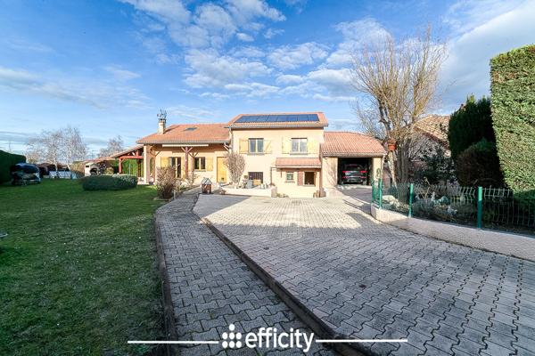 Maison 7 pièces - 158 m² Exclusivité efficity