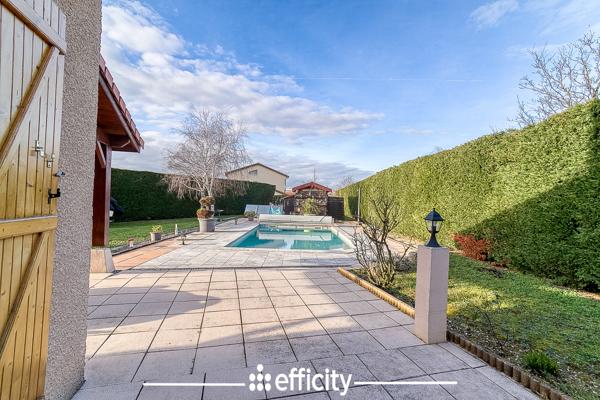 Maison 7 pièces - 158 m² Exclusivité efficity