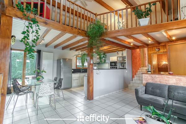 Maison 7 pièces - 158 m² Exclusivité efficity