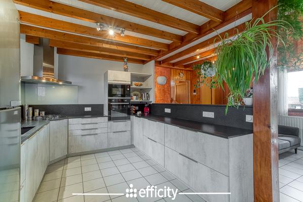 Maison 7 pièces - 158 m² Exclusivité efficity