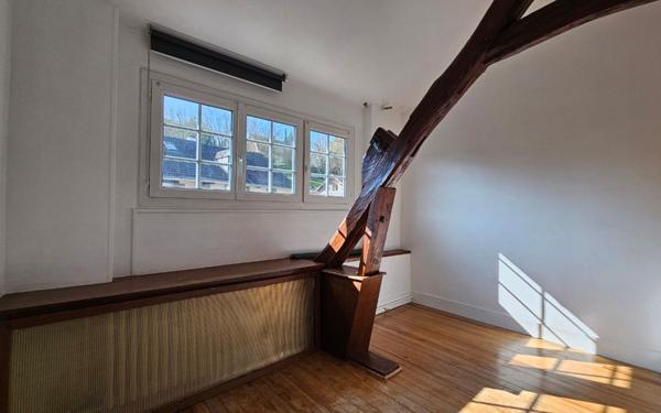 Maison à vendre    5 pièces •  Saint-Marcel