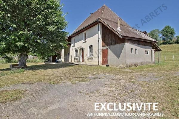 Vente Maison 6 pièces 136 m2 à La Tour-du-Pin