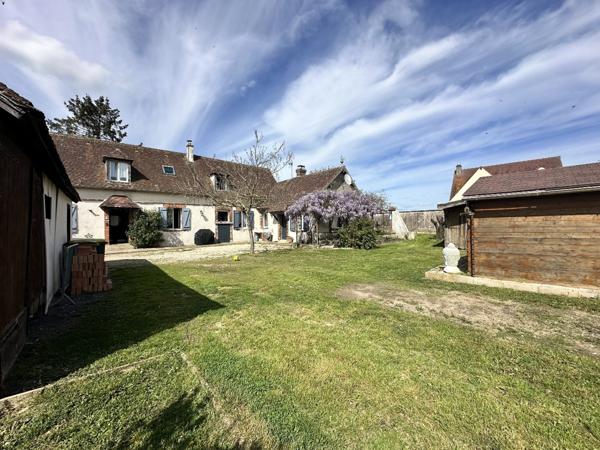 Maison à TREMBLAY LES VILLAGES (28170)