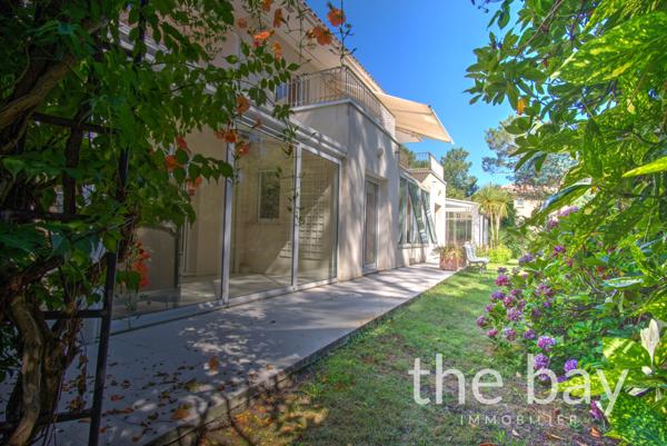 Gujan-Mestras (33470) Villa d’exception sur le Golf de Gujan-Mestras