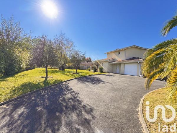 Maison à vendre 6 pièces 160 m² Saint-André-de-Seignanx