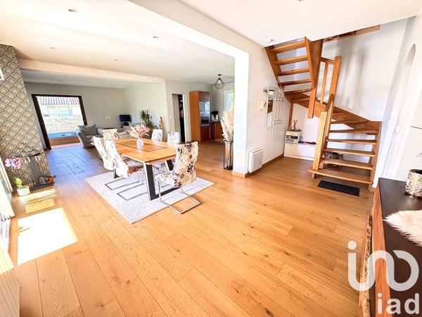 Maison à vendre 6 pièces 160 m² Saint-André-de-Seignanx