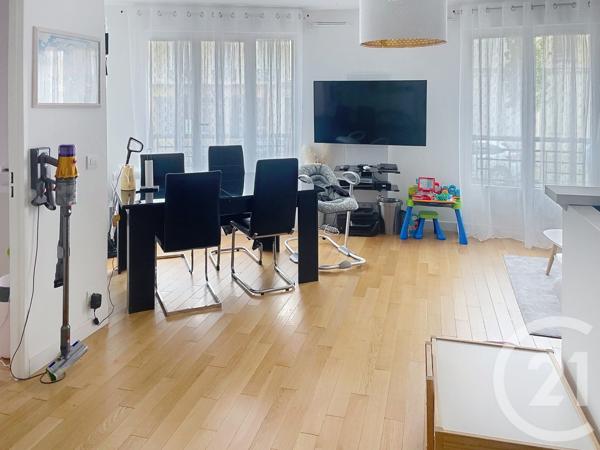 Appartement F3 à vendre  3 pièces - 65,40 m2 PUTEAUX - 92