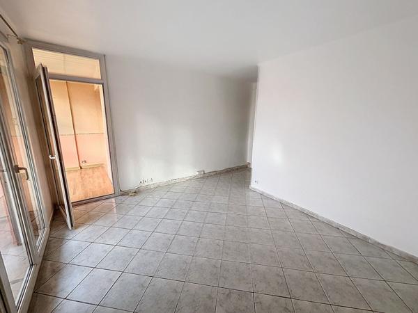 Toulon Ouest Appartement T3 de 52.35 m² balcon et cave