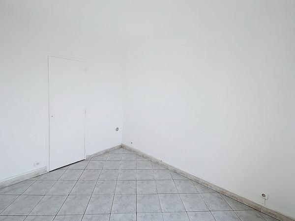 Toulon Ouest Appartement T3 de 52.35 m² balcon et cave