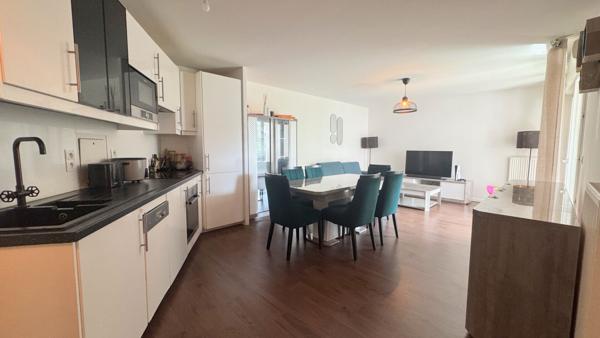 Appartement Corbeil Essonnes 3 pièce(s) 63 m2 - DPE C - 2 PLACES DE PARKING