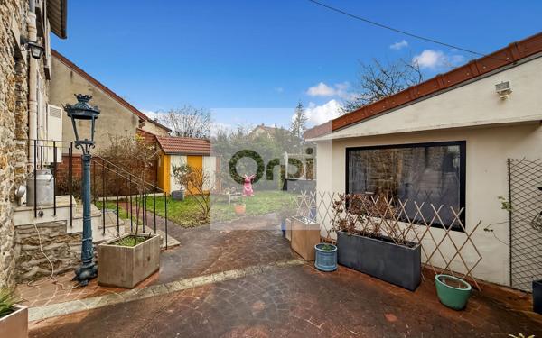 Maison à vendre    7 pièces • 183 m2 Argenteuil
