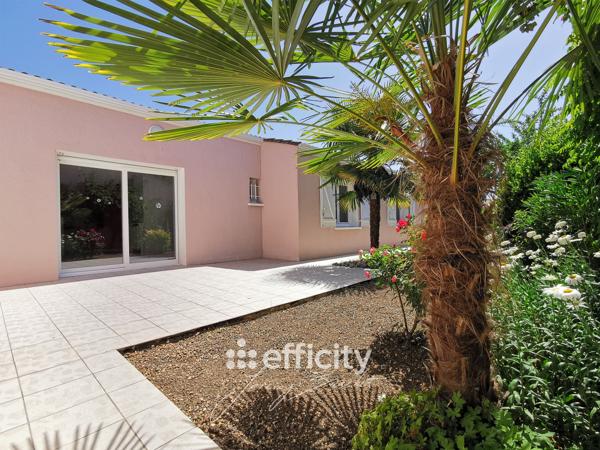 Maison
         5 pièces
        - 107 m² 285 000 € *