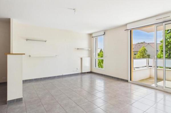 Vente - Appartement 4 pièces 76 m 2 CHANTEPIE (35135)