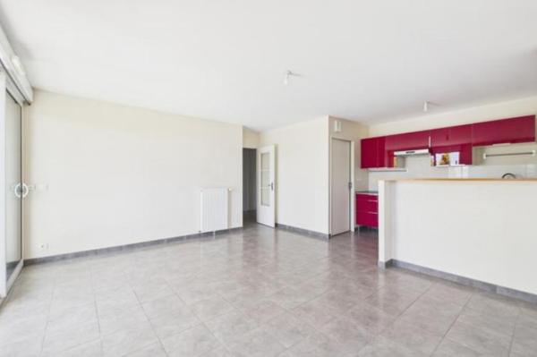 Vente - Appartement 4 pièces 76 m 2 CHANTEPIE (35135)