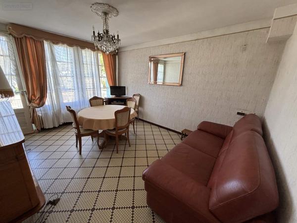 Maison à vendre à Bessé-sur-Braye dans la Sarthe (72310), ref : 101/1952