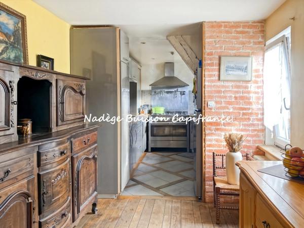 Maison en colombage de 10 pièces avec appartement de 3 pièces et local à aménager Dives-sur-Mer