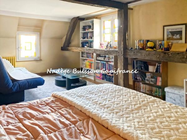 Maison en colombage de 10 pièces avec appartement de 3 pièces et local à aménager Dives-sur-Mer