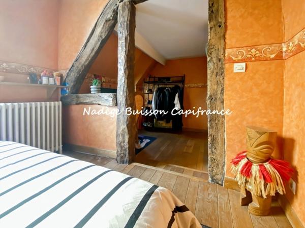 Maison en colombage de 10 pièces avec appartement de 3 pièces et local à aménager Dives-sur-Mer