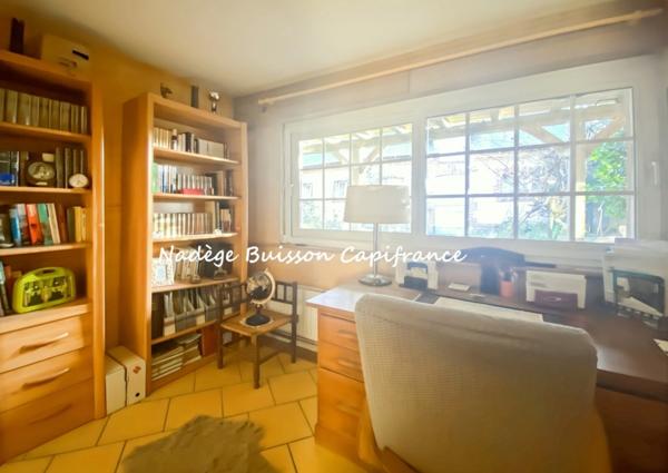 Maison en colombage de 10 pièces avec appartement de 3 pièces et local à aménager Dives-sur-Mer