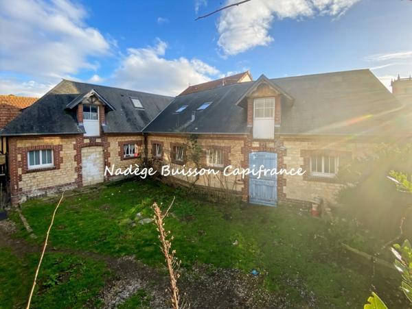Maison en colombage de 10 pièces avec appartement de 3 pièces et local à aménager Dives-sur-Mer
