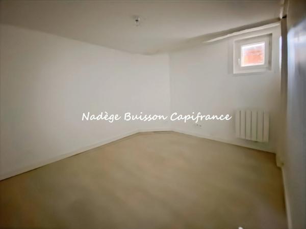 Maison en colombage de 10 pièces avec appartement de 3 pièces et local à aménager Dives-sur-Mer